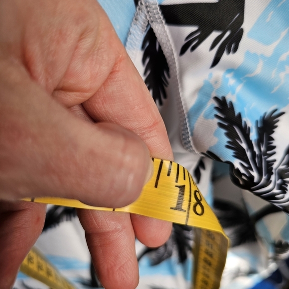 Hiskywin Long Sleeve Rash Guard Swim Top UV Sun Protection Small - Picture 7 of 12